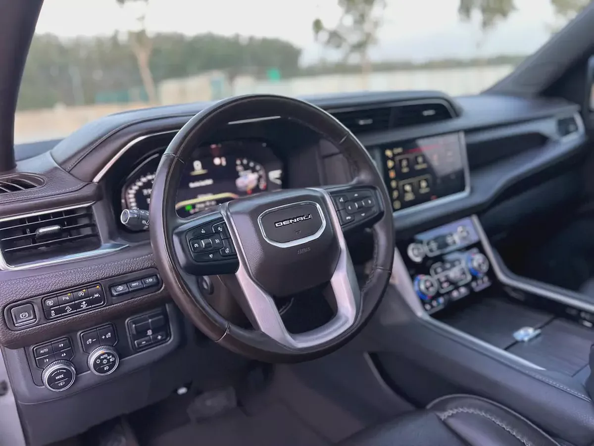 2023 GMC Yukon Denali | GCC Specs | Pristine Condition | Fully Loaded-5-5