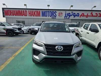 TOYOTA FORTUNER 2.7L PETROL 2026 – SILVER EXTERIOR-7
