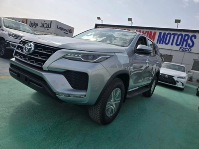 TOYOTA FORTUNER 2.7L PETROL 2026 – SILVER EXTERIOR-6