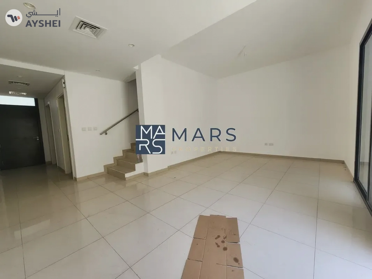 📍 Nasma Residence | 3BHK Corner House 🛏️ Covered Parking + Garden 🌼-12-12