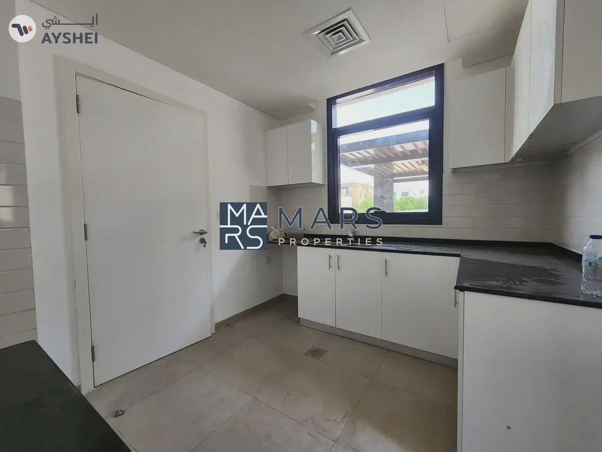 📍 Nasma Residence | 3BHK Corner House 🛏️ Covered Parking + Garden 🌼-15-15