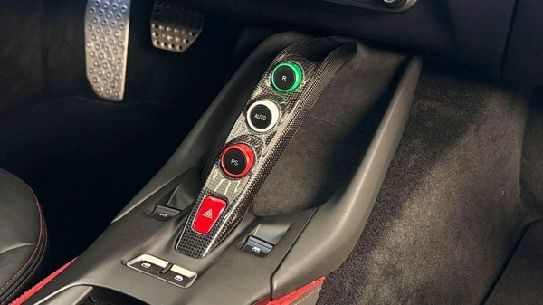 Ferrari 812 Ferrari 812 GTS - 2021