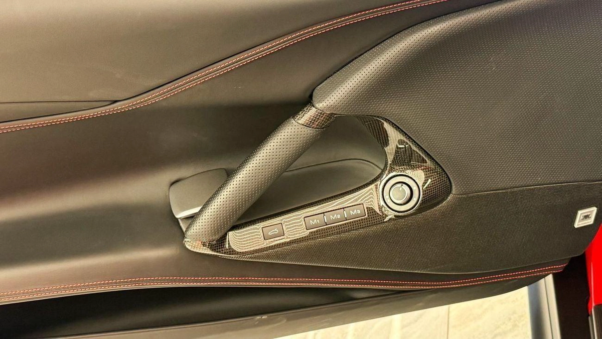 Ferrari 812 Ferrari 812 GTS - 2021-15-15