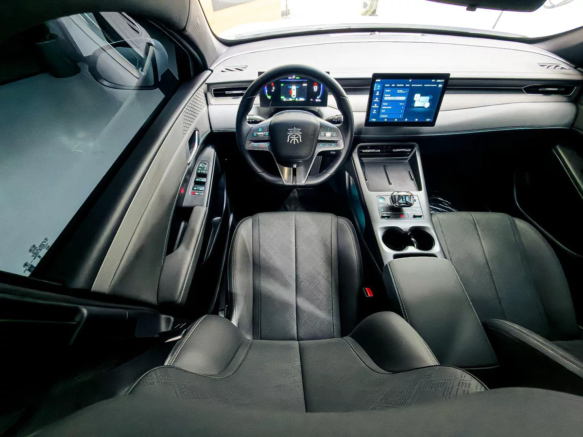 2025 BYD Qin Plus Leading Edition 1.5L V4 // EMI Starts from 1,100 AED-4-4