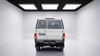 Toyota Land Cruiser 70 -7