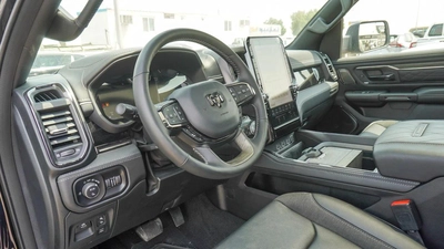 RAM 1500 LIMITED 3.0L-11