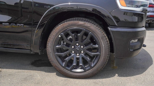 RAM 1500 LIMITED 3.0L