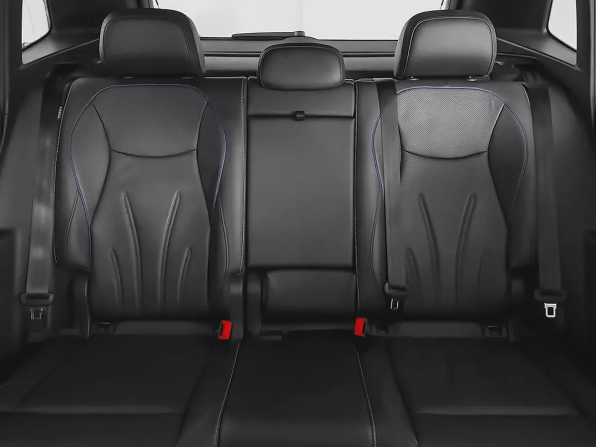2,775 AED / 60 months | 0% DP | 2025 Volkswagen Tiguan R-Line / Volkswagen Warranty-12-12