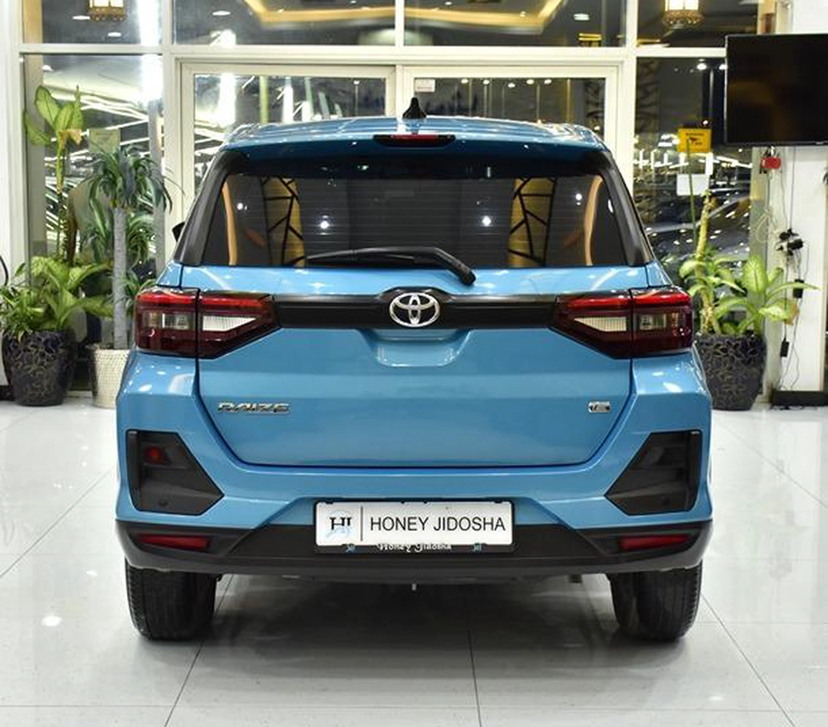 Toyota Raize E ( 2023 Model ) in Blue Color GCC Specs