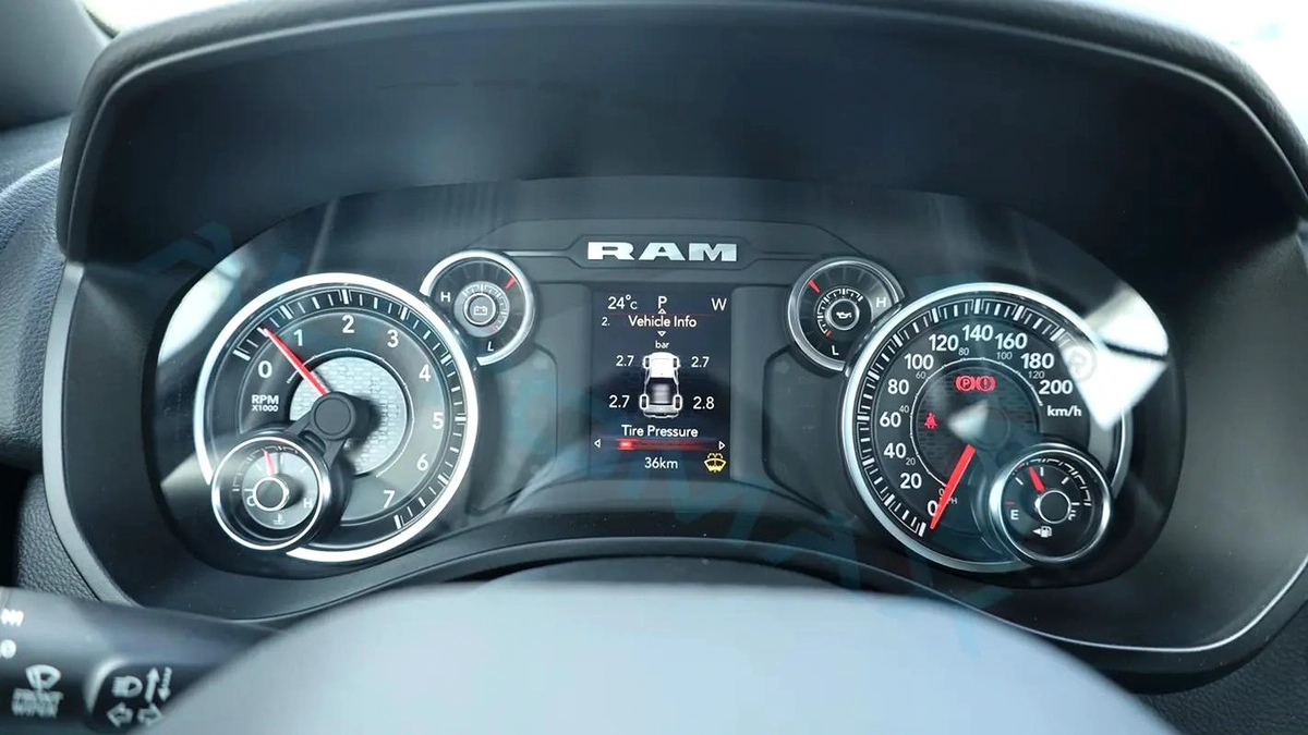 2023 Ram 1500 Bighorn eTorque 3.6L V6 4x4 GCC 0Km With 3 Years Or 100,000 Km Warranty-12-12