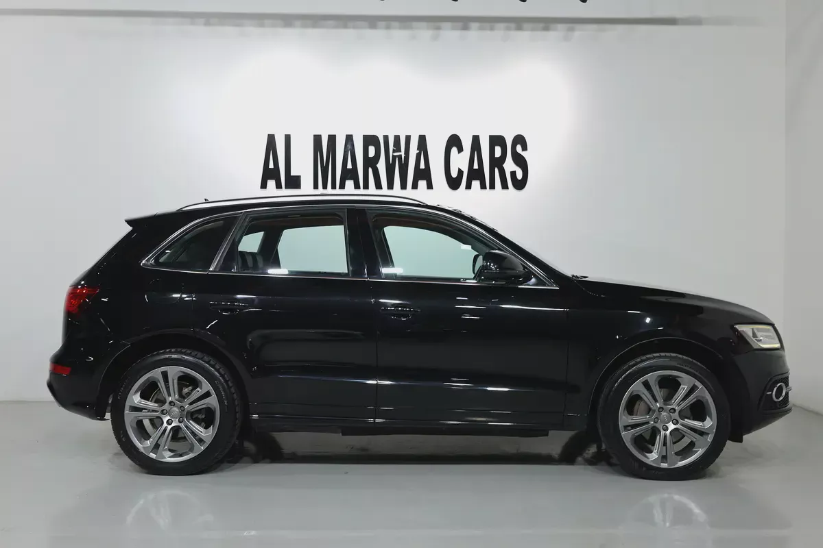 Audi Q5 2016 40 TFSI quattro GCC Specs in Excellent Condition-4-4