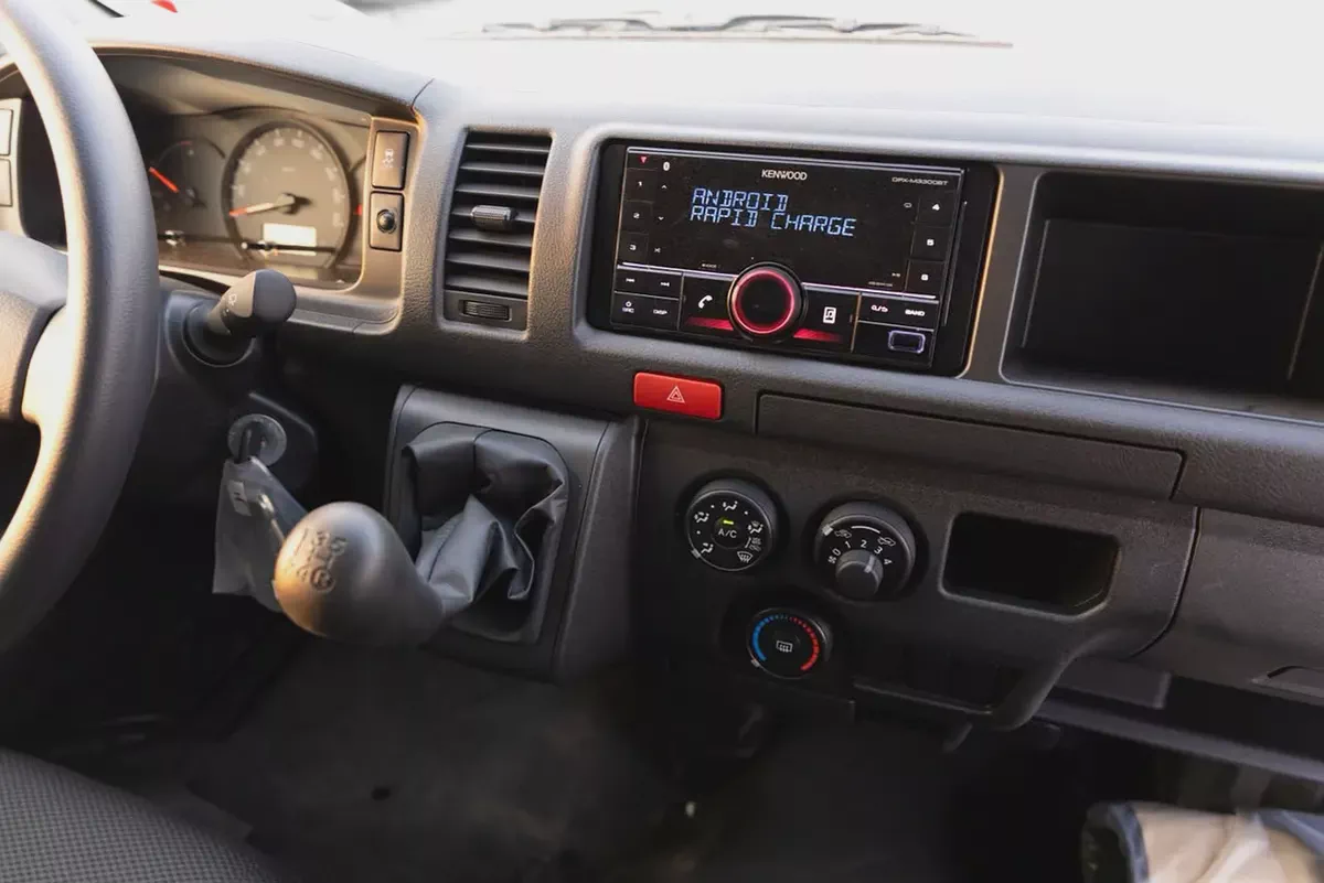Toyota Hiace Standard 2026 GCC Specs-7-7