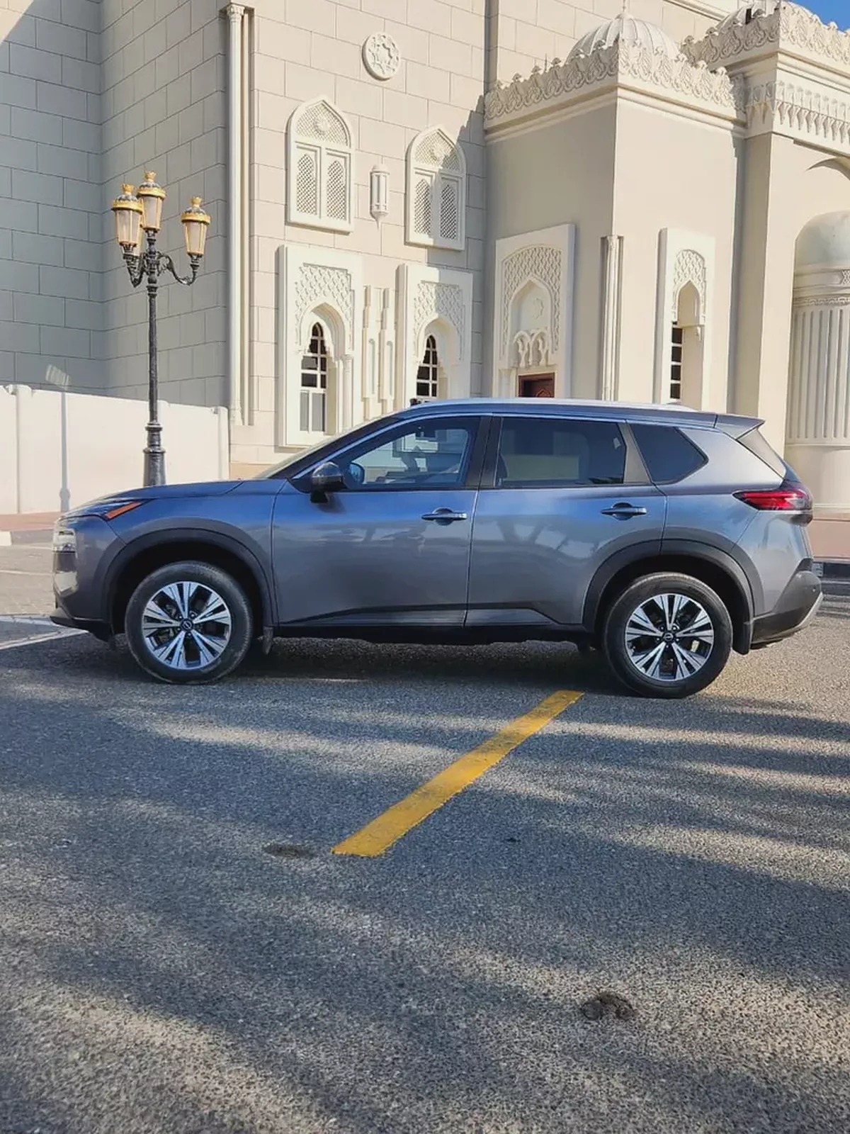 Nissan Rogue SV 2023 American Specs-3-3