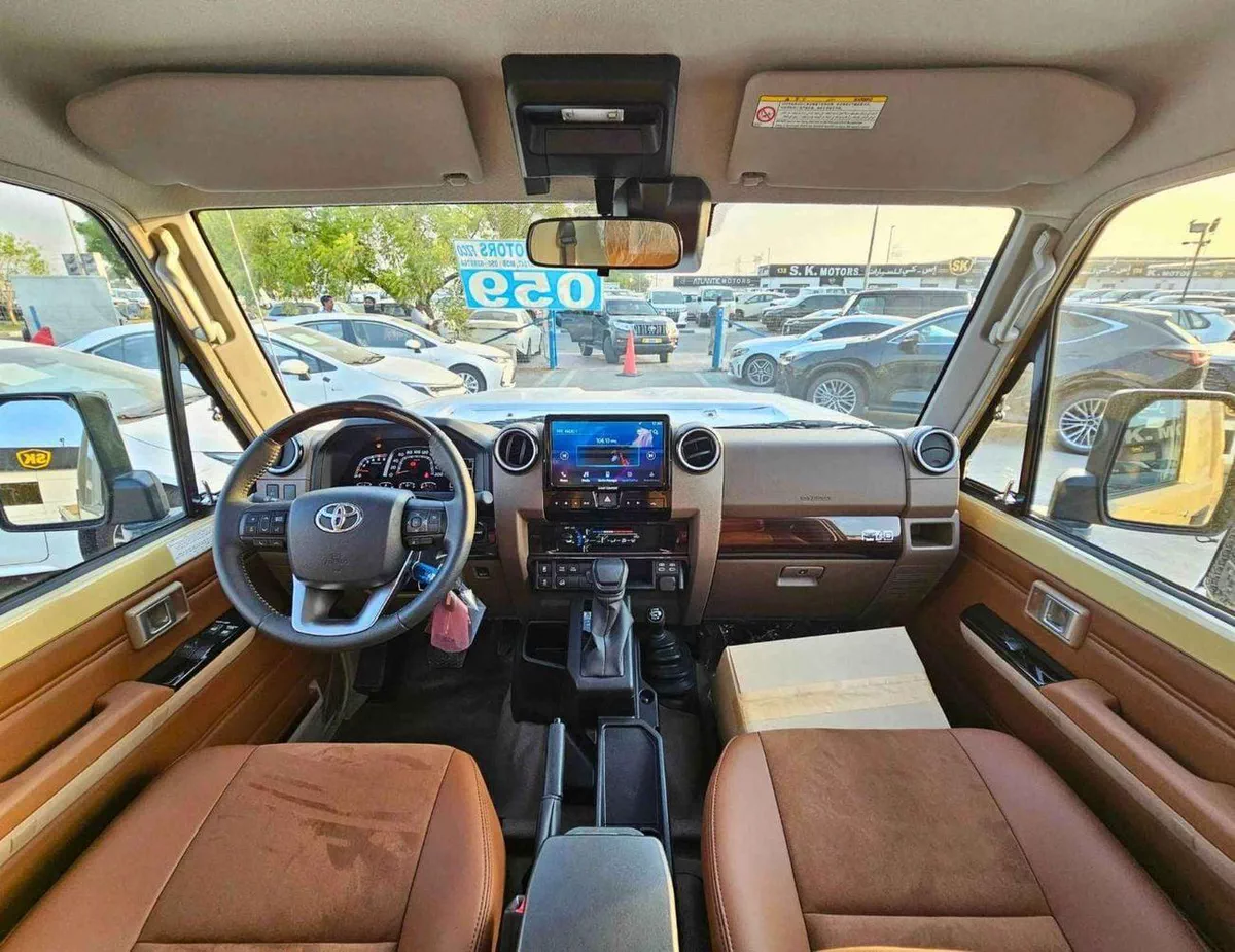 Toyota Land Cruiser Pick Up LX-Z1 | LC79 1GD-FTV SINGLE CABIN TURBO | 2.8L V4 DIESEL | DIFF LOCK | DVD CAMERA + LEATHER SEATS (C-3-0