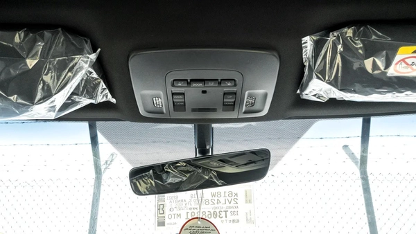 2026 Toyota Camry E-plus 2.5L Hybrid (Black-Beige)