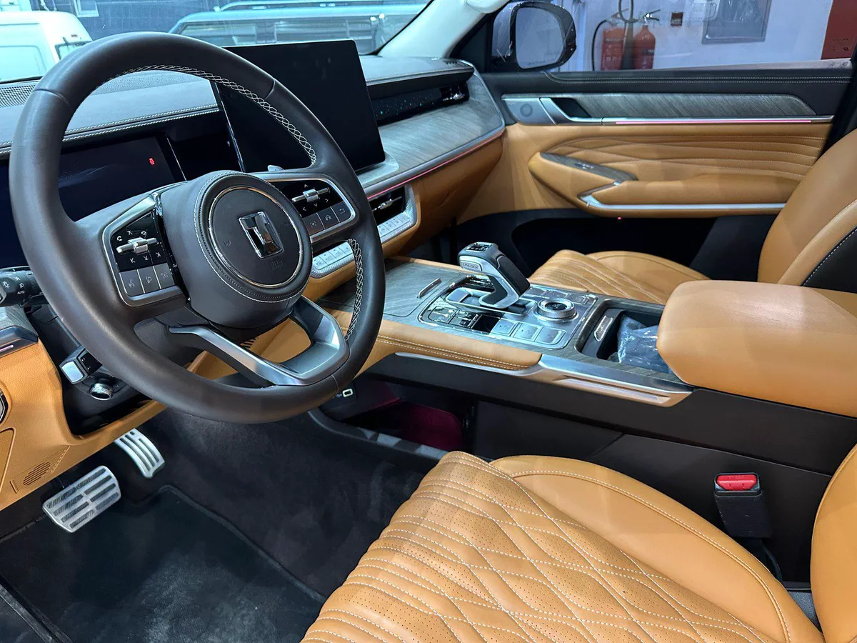 2024 TANK 500 Signature Edition 3.0L V6 4WD // EMI Starting from 1,950 AED-5-5