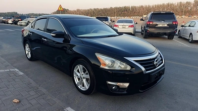 Nissan Altima SV 2013 - GCC Specs - Well Maintained-9