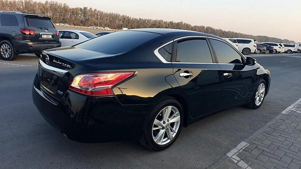 Nissan Altima SV 2013 - GCC Specs - Well Maintained