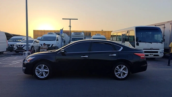 Nissan Altima SV 2013 - GCC Specs - Well Maintained