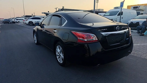 Nissan Altima SV 2013 - GCC Specs - Well Maintained