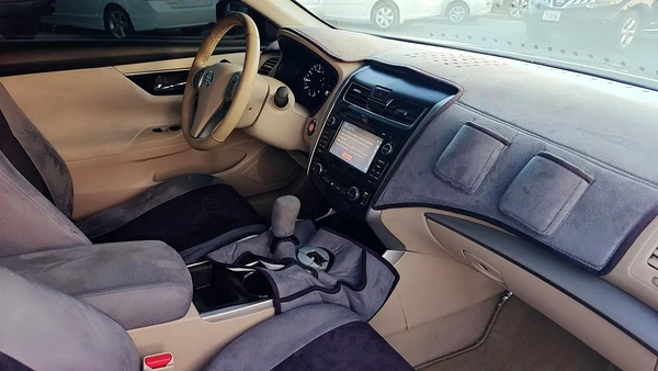 Nissan Altima SV 2013 - GCC Specs - Well Maintained