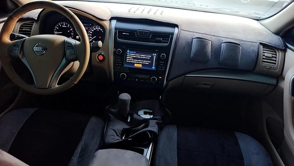 Nissan Altima SV 2013 - GCC Specs - Well Maintained