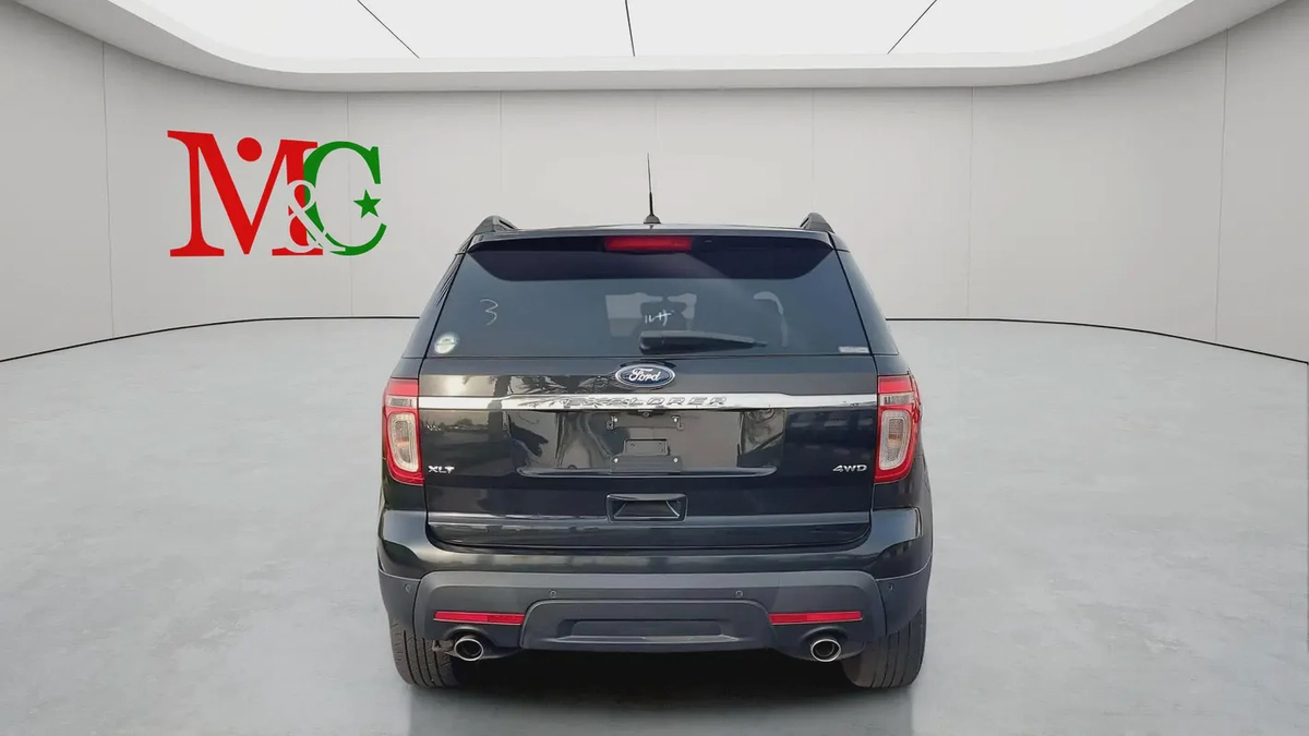 FORD EXPLORER XLT - 2012 - CLEAN CAR FRESH JAPAN IMPORT