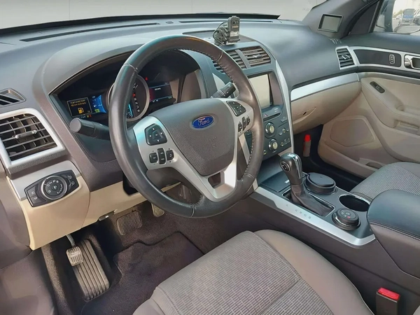 FORD EXPLORER XLT - 2012 - CLEAN CAR FRESH JAPAN IMPORT