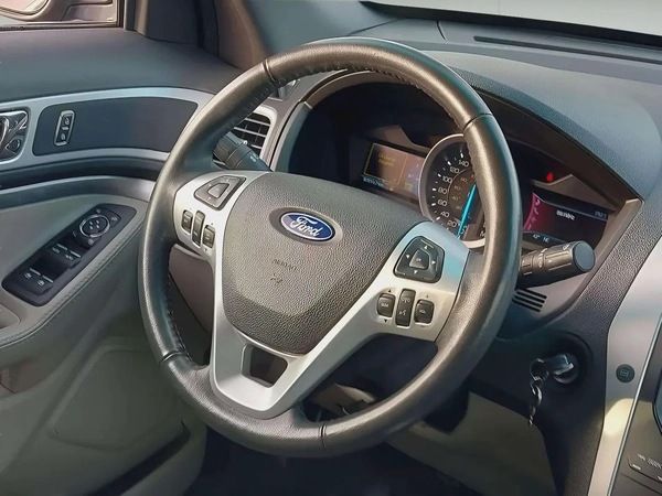 FORD EXPLORER XLT - 2012 - CLEAN CAR FRESH JAPAN IMPORT