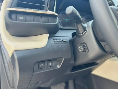 2026 Toyota Crown Platinum 2.5L HYBRIDGCC Specs FWD FULL OPTION-11