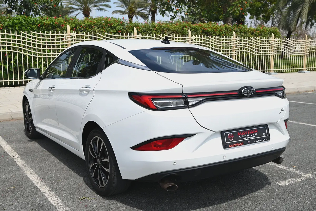 0% DP - FREE WARRANTY - JAC J7 LUXURY 2023 - LOW MILEAGE - GCC-5-5