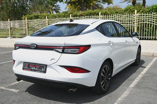 0% DP - FREE WARRANTY - JAC J7 LUXURY 2023 - LOW MILEAGE - GCC