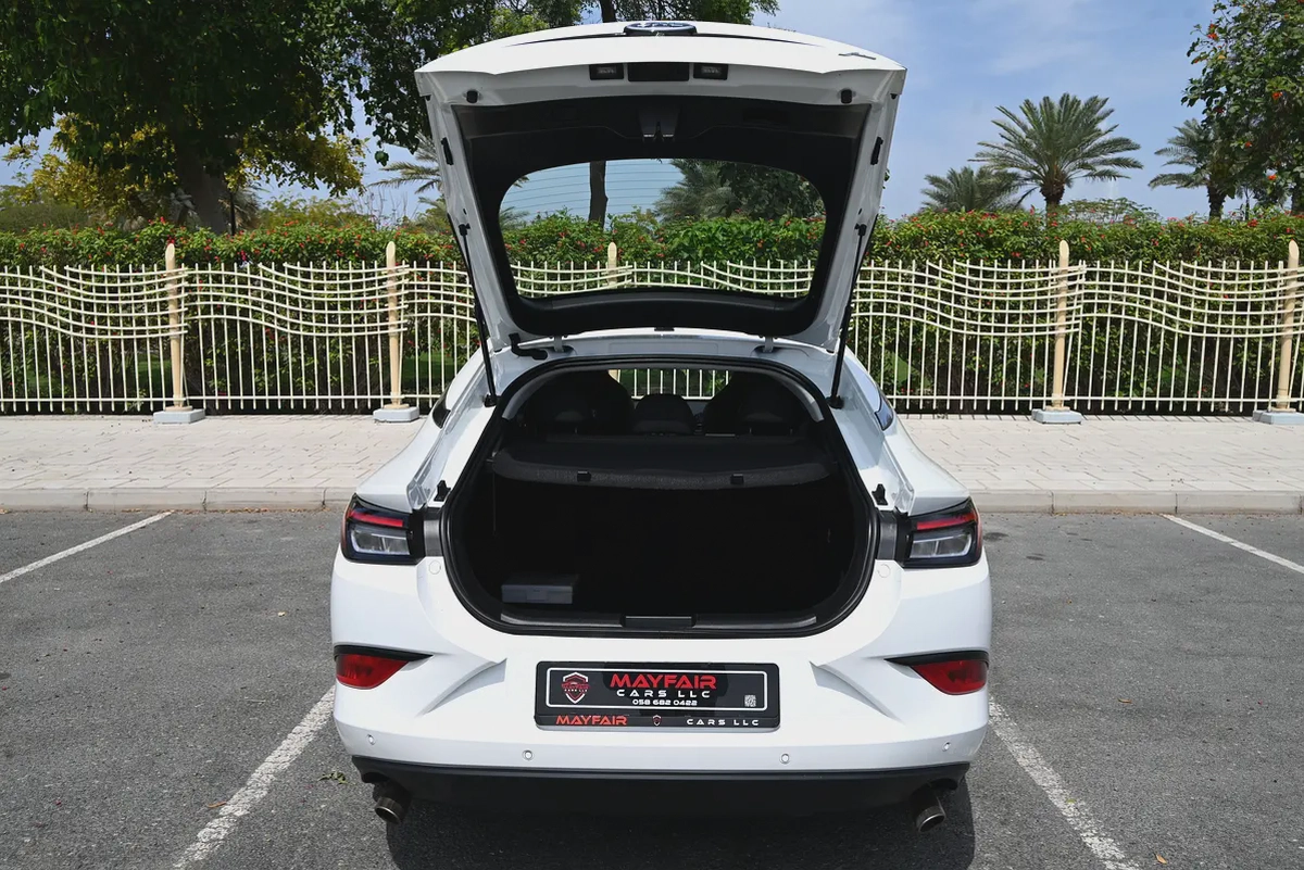 0% DP - FREE WARRANTY - JAC J7 LUXURY 2023 - LOW MILEAGE - GCC-7-7
