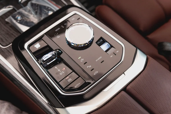 BMW 735i M Sport Individual – 2026 | GCC | 2,496 KM | 5 Years AGMC Warranty | AED 399,000