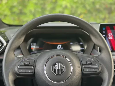 MG5 LUXURY 2026-11
