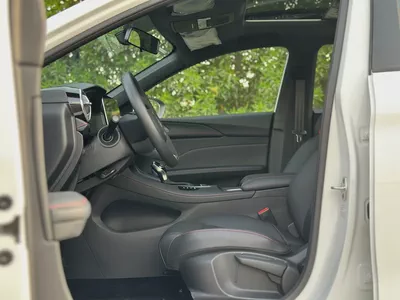 MG5 LUXURY 2026-17