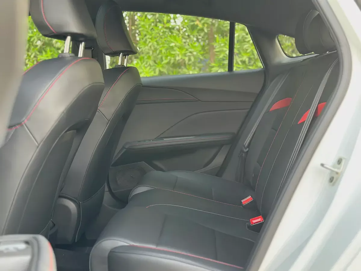 MG5 LUXURY 2026-18-18