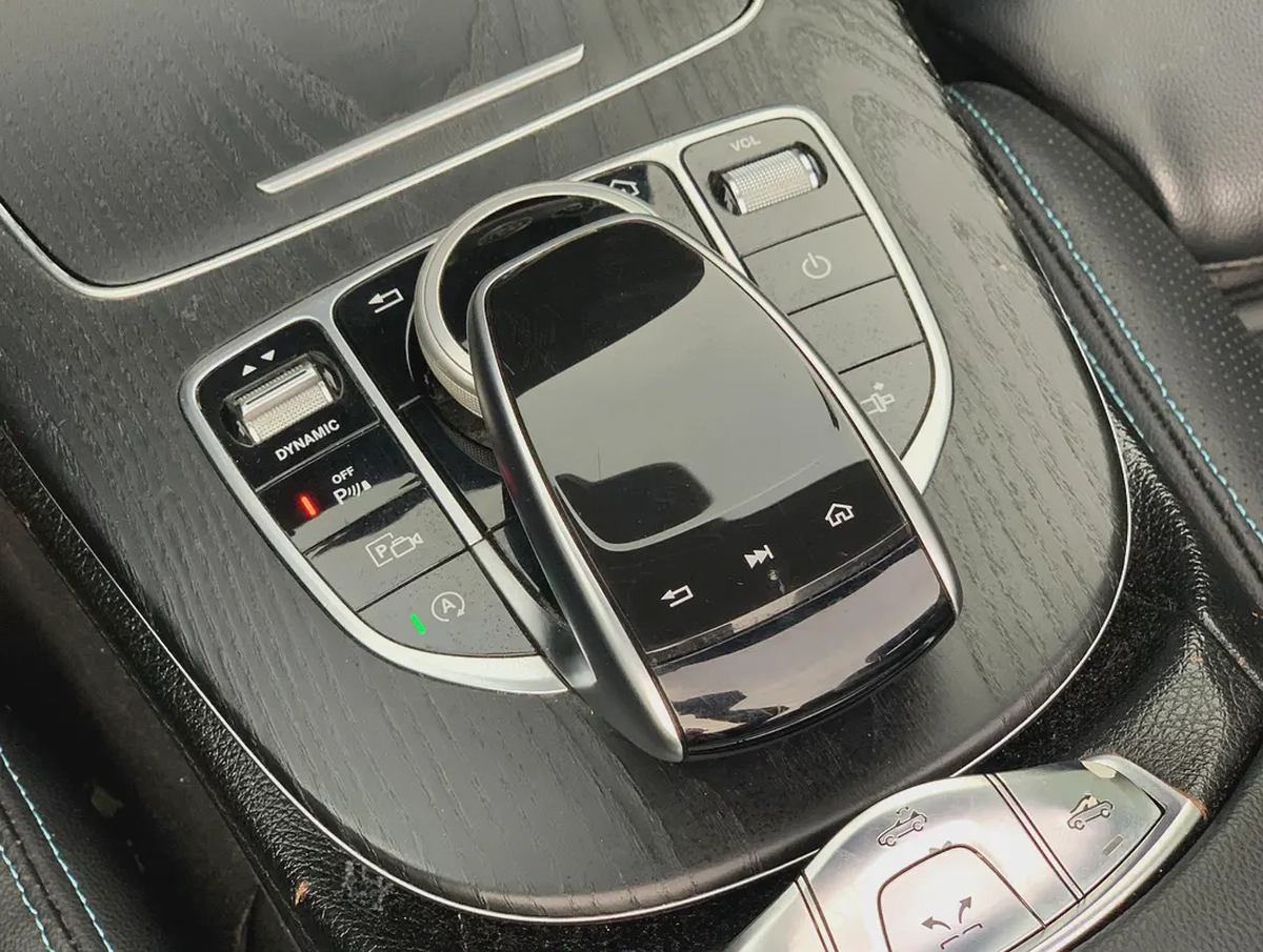 With 3,200 AED-Monthly | E450 Convertible | 2019 Model Special Color Fully Loaded-10-10