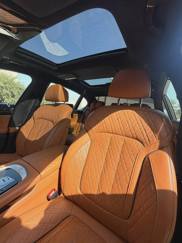 BMW 750 LI--GCC--Fully Serviced---Under Warranty - EID OFFER -