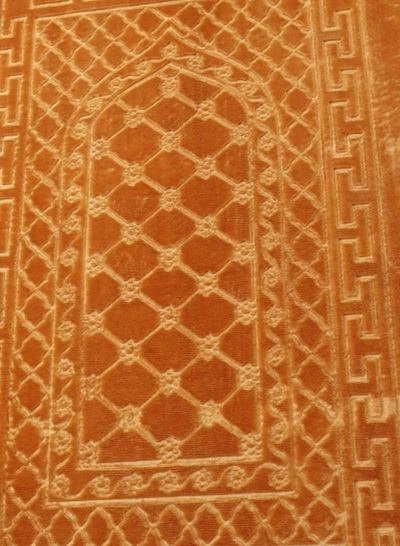 Yuwell Embossed Prayer Mat Anti-Slip Velvet Top Islamic Prayer Mat Sajadah Prayer Rug Salah Mat For Men And Women Eid Gift And Ramadan Gift 70X110CM Orange-2
