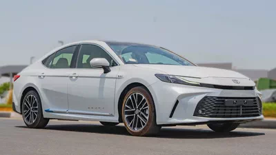 2026 Toyota Camry LE 2.5L AT Hybrid (White)-0