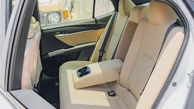 2026 Toyota Camry LE 2.5L AT Hybrid (White)-16