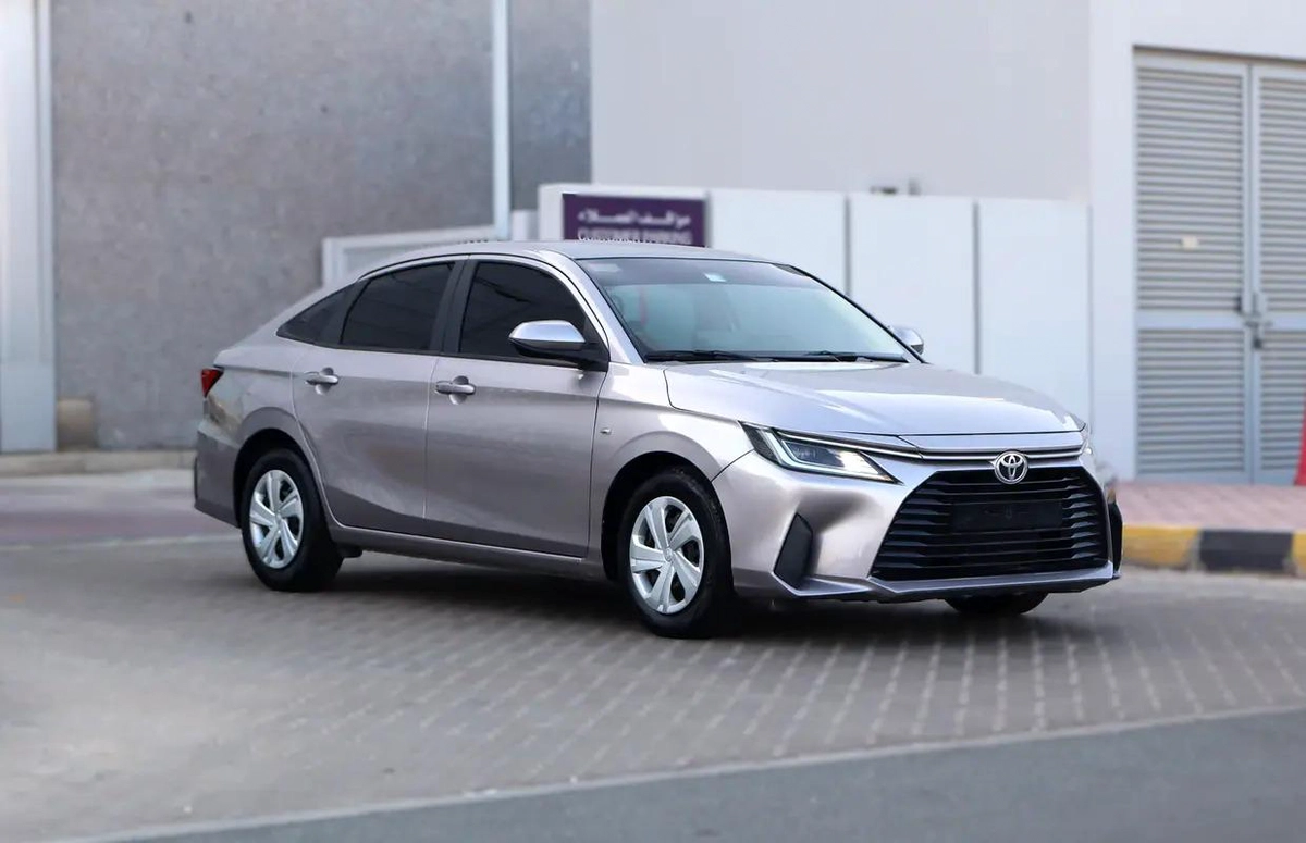 Toyota Yaris S 2023 GCC Specs - Low Mileage - Excellent Condition-12-12