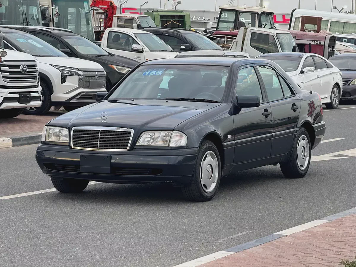 Mercedes Benz C200 1997 45000km only - 4 Auction Grade - Original Paint - Japan Import Clean Title-1-1