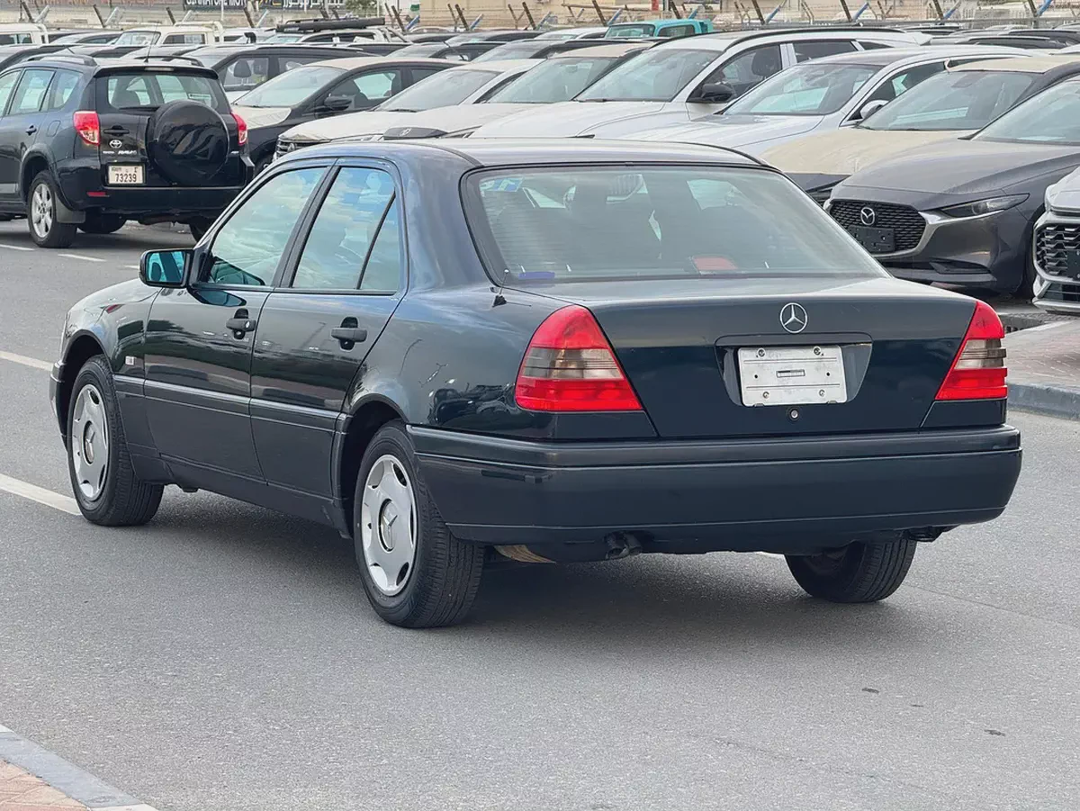 Mercedes Benz C200 1997 45000km only - 4 Auction Grade - Original Paint - Japan Import Clean Title-4-4