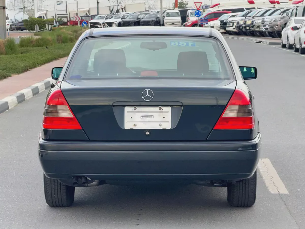 Mercedes Benz C200 1997 45000km only - 4 Auction Grade - Original Paint - Japan Import Clean Title-5-5