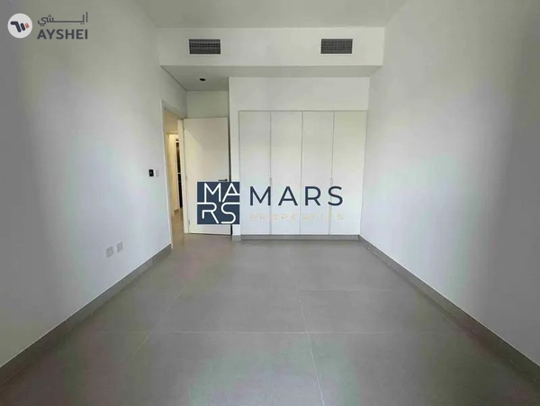 Brand New 3badroom villa in Masaar _For rent