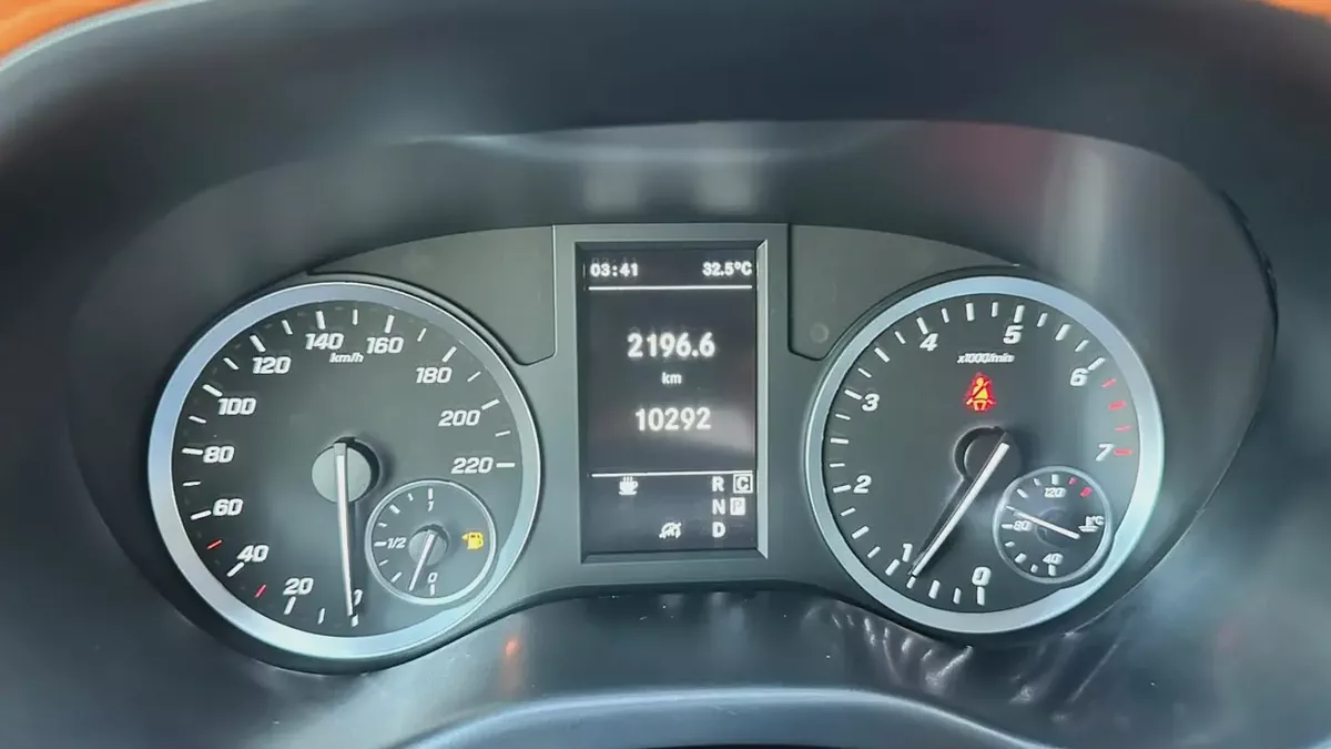 Mercedes-Benz Vito 2024 Chinese Specs-8-8