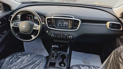 2020 Kia Sorento GL American Specs-10