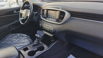 2020 Kia Sorento GL American Specs-7